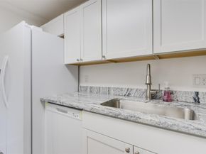 9410 Live Oak Pl 203, Davie FL 33324