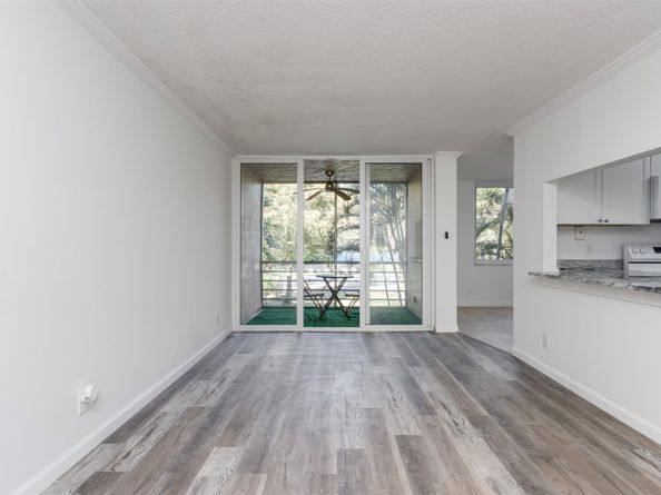 9410 Live Oak Pl 203, Davie FL 33324