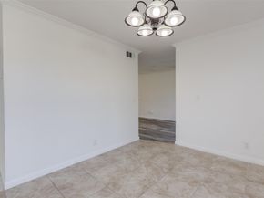 9410 Live Oak Pl 203, Davie FL 33324