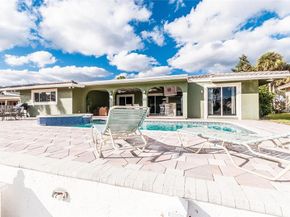 2732 NE 10th St, Pompano Beach FL 33062