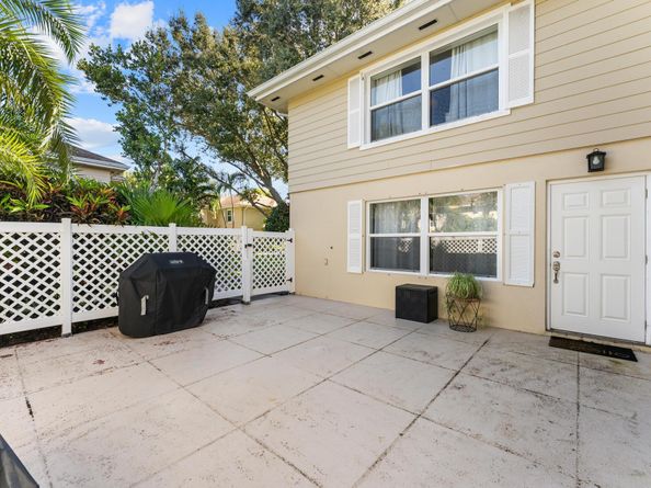4801 Roxbury Court, Boynton Beach FL 33436