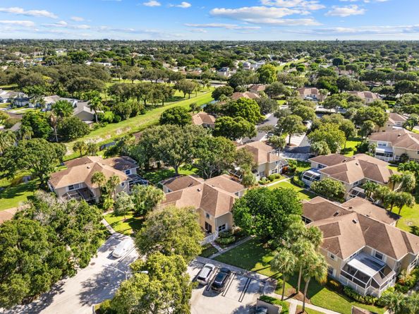 4801 Roxbury Court, Boynton Beach FL 33436