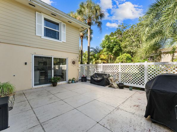 4801 Roxbury Court, Boynton Beach FL 33436