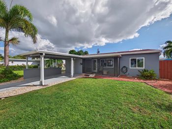 5272 NE 4th Ter
