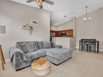 1825 Sonrisa Drive