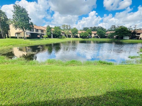 3966 Cocoplum Cir D, Coconut Creek FL 33063