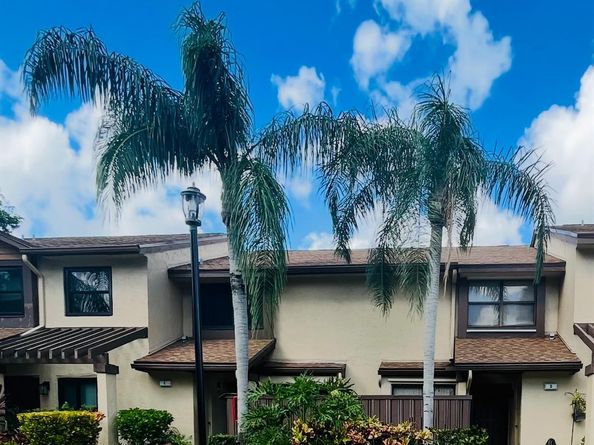 3966 Cocoplum Cir D, Coconut Creek FL 33063
