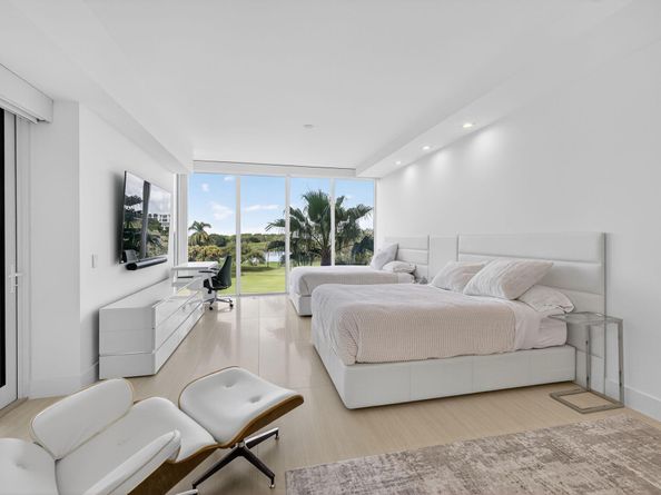 20155 Boca West Drive C302, Boca Raton FL 33434