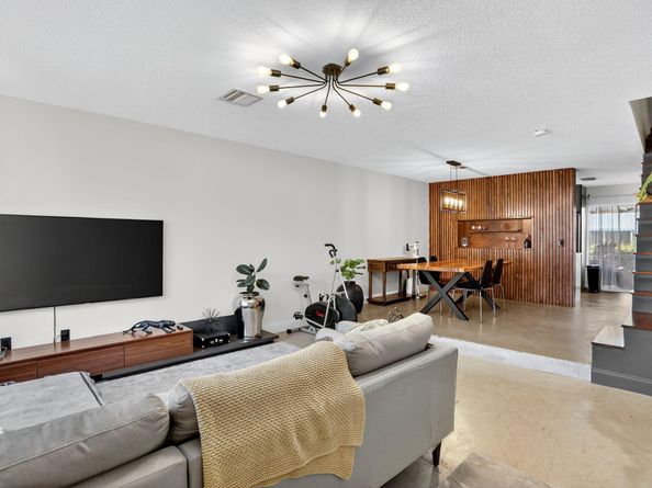 7232 Woodmont Avenue 7232, Tamarac FL 33321