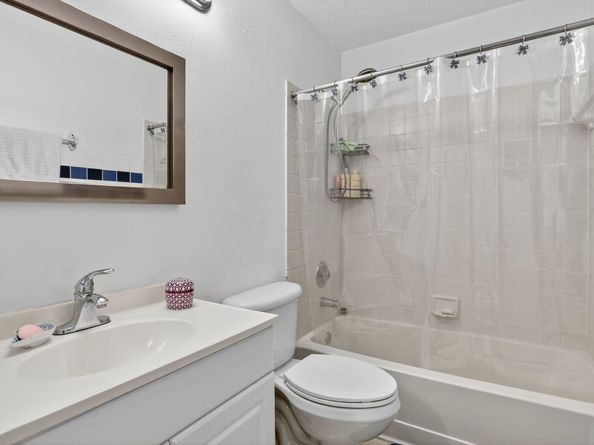 7232 Woodmont Avenue 7232, Tamarac FL 33321