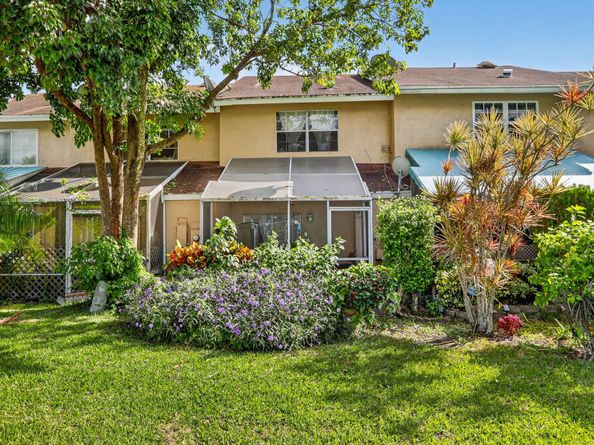 7232 Woodmont Avenue 7232, Tamarac FL 33321