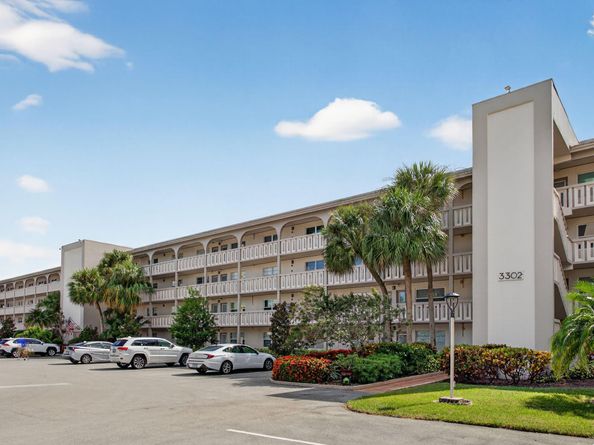 3302 Aruba Way H1, Coconut Creek FL 33066