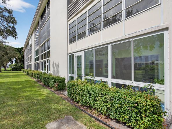 3302 Aruba Way H1, Coconut Creek FL 33066