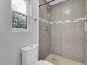 6501 NW 24th Ct, Sunrise FL 33313