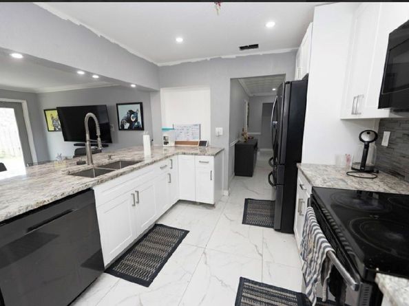 3532 NW 38th Ave, Lauderdale Lakes FL 33309