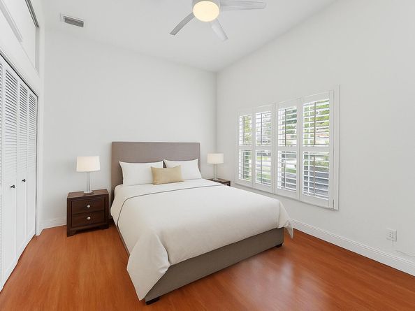 7793 Highlands Cir, Margate FL 33063