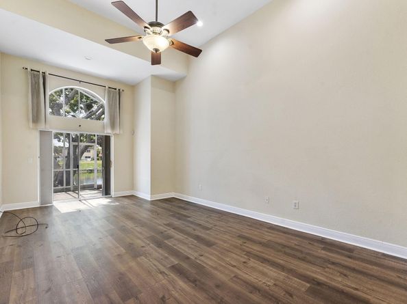 7793 Highlands Cir, Margate FL 33063