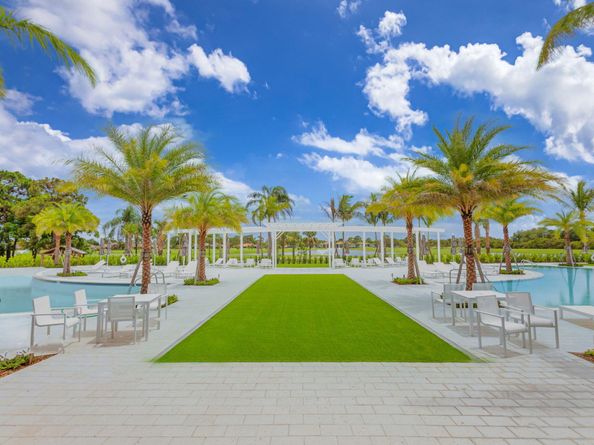 12860 Touchstone Place, Palm Beach Gardens FL 33418