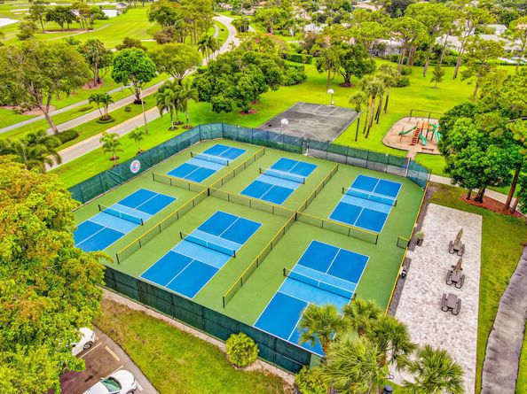 12860 Touchstone Place, Palm Beach Gardens FL 33418