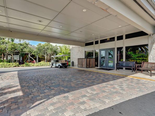 12860 Touchstone Place, Palm Beach Gardens FL 33418