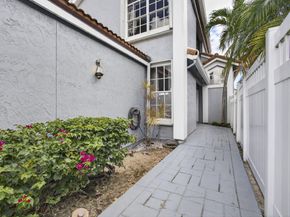 12860 Touchstone Place, Palm Beach Gardens FL 33418