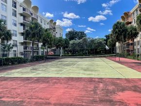 9350 Fontainebleau Boulevard 408, Miami FL 33172