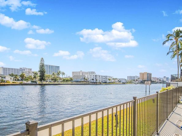 2900 NE 14th Street Cswy 1008, Pompano Beach FL 33062