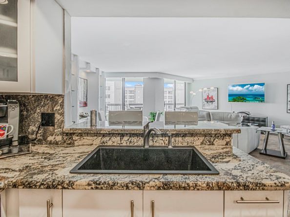 2900 NE 14th Street Cswy 1008, Pompano Beach FL 33062