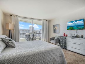 2900 NE 14th Street Cswy 1008, Pompano Beach FL 33062