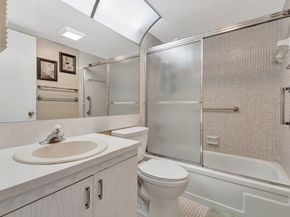 4042 Exeter C, Boca Raton FL 33434