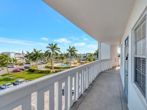 4042 Exeter C, Boca Raton FL 33434