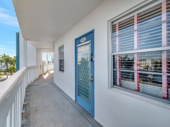 4042 Exeter C, Boca Raton FL 33434