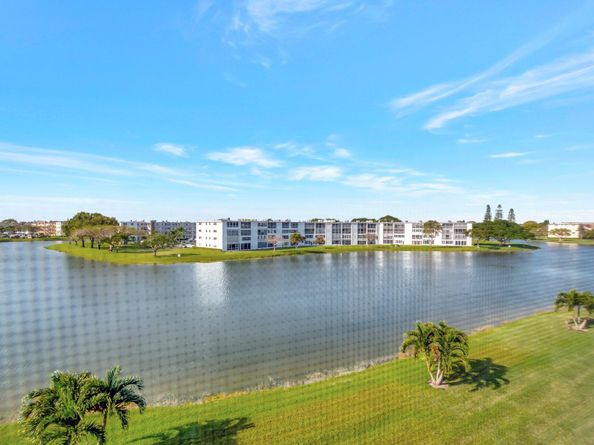 4042 Exeter C, Boca Raton FL 33434