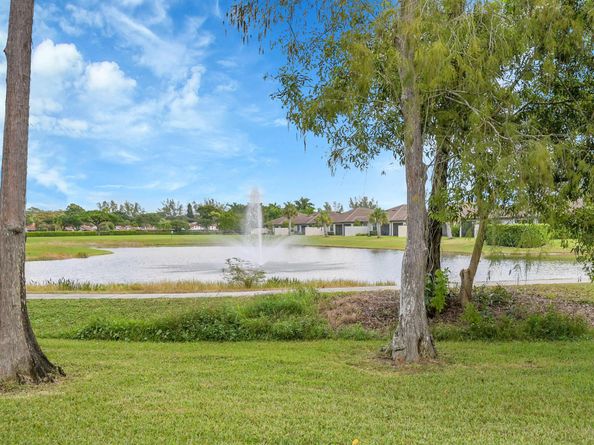 9262 Vista Del Lago H, Boca Raton FL 33428