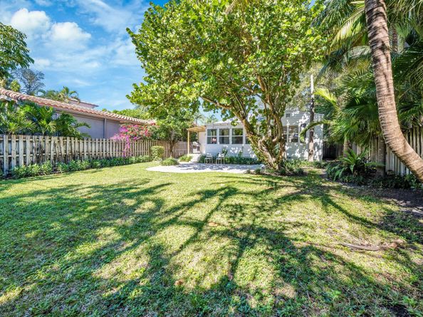 1636 NE 4th Ct, Fort Lauderdale FL 33301