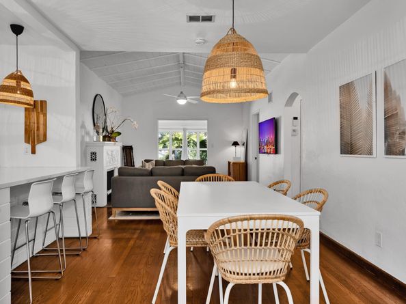 1636 NE 4th Ct, Fort Lauderdale FL 33301