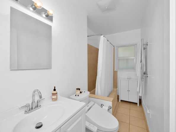 1636 NE 4th Ct, Fort Lauderdale FL 33301