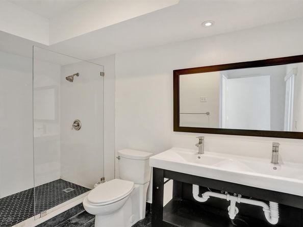 5903 Breadfruit Cir, Tamarac FL 33319