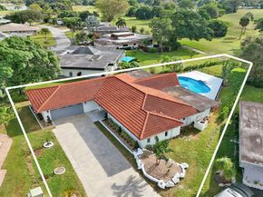 5903 Breadfruit Cir, Tamarac FL 33319