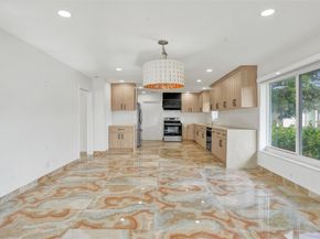 5903 Breadfruit Cir, Tamarac FL 33319