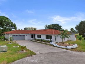 5903 Breadfruit Cir, Tamarac FL 33319