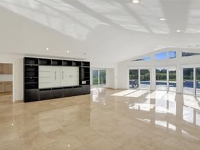 5903 Breadfruit Cir, Tamarac FL 33319