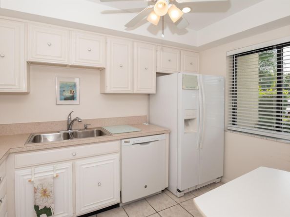 2550 Presidential Way 107, West Palm Beach FL 33401