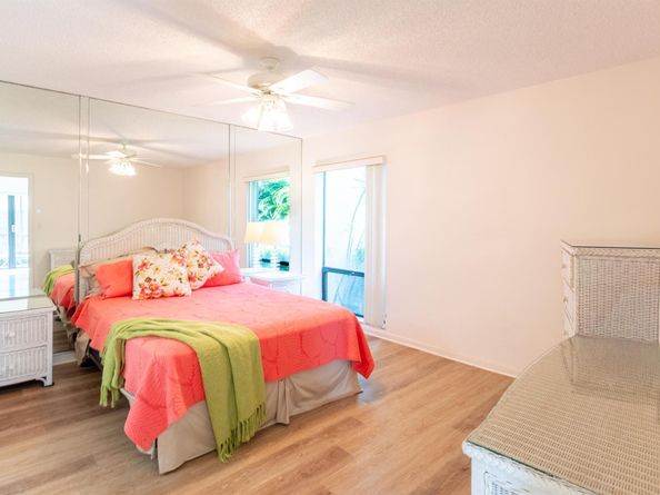 2550 Presidential Way 107, West Palm Beach FL 33401