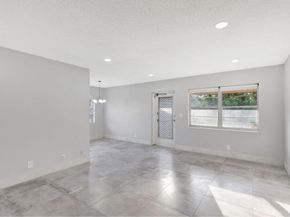 121 Bedford E, West Palm Beach FL 33417