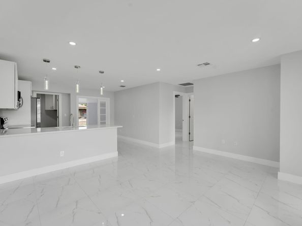 5075 Grant Lane, West Palm Beach FL 33415