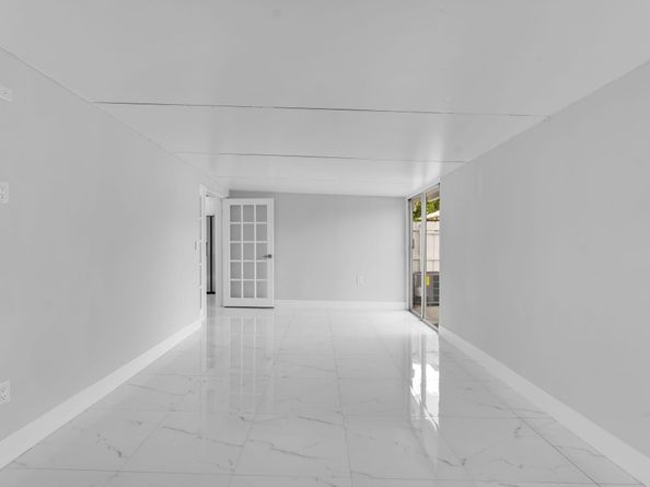 5075 Grant Lane, West Palm Beach FL 33415