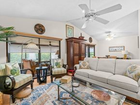 77 Ironwood Way N, Palm Beach Gardens FL 33418