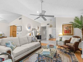 77 Ironwood Way N, Palm Beach Gardens FL 33418