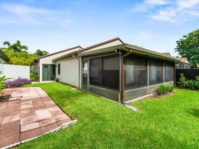 77 Ironwood Way N, Palm Beach Gardens FL 33418